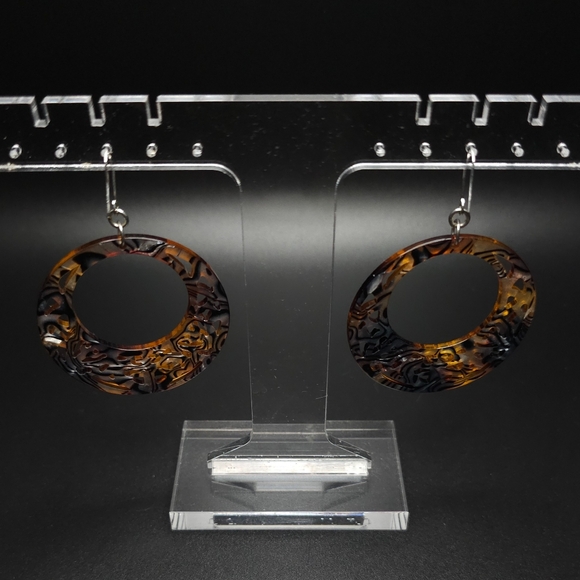 Faux tortoise shell drop earrings and bracelet. - Picture 5 of 11